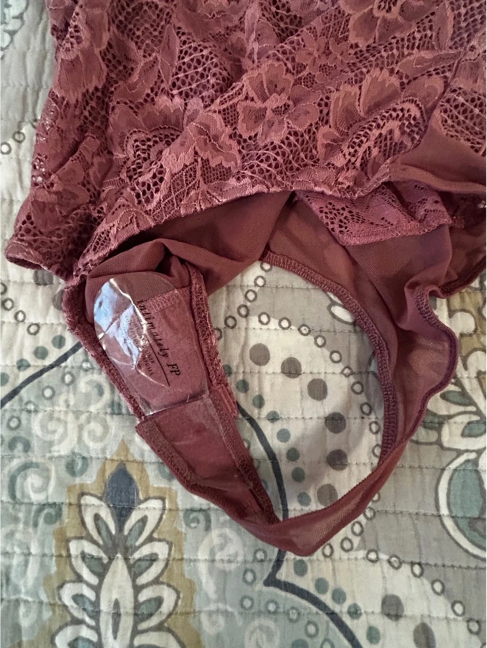 Free People Intimately Nostalgia Rose Lace Bodysuit Size L Mauve